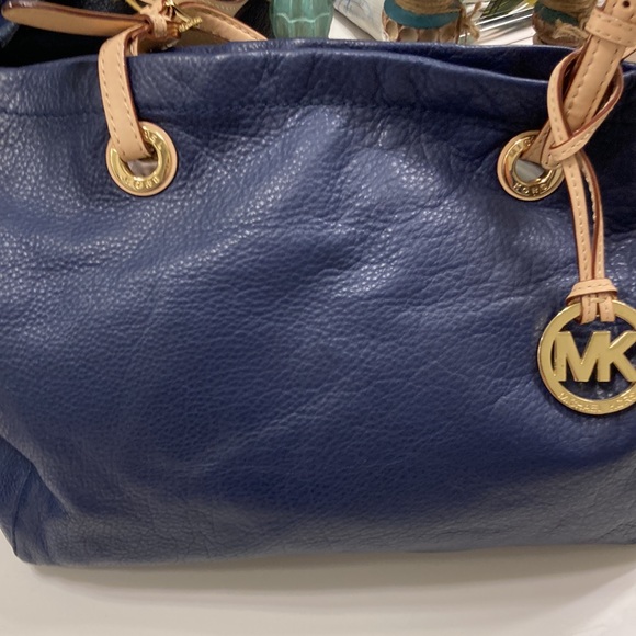 Michael Kors Handbag - Picture 12 of 12